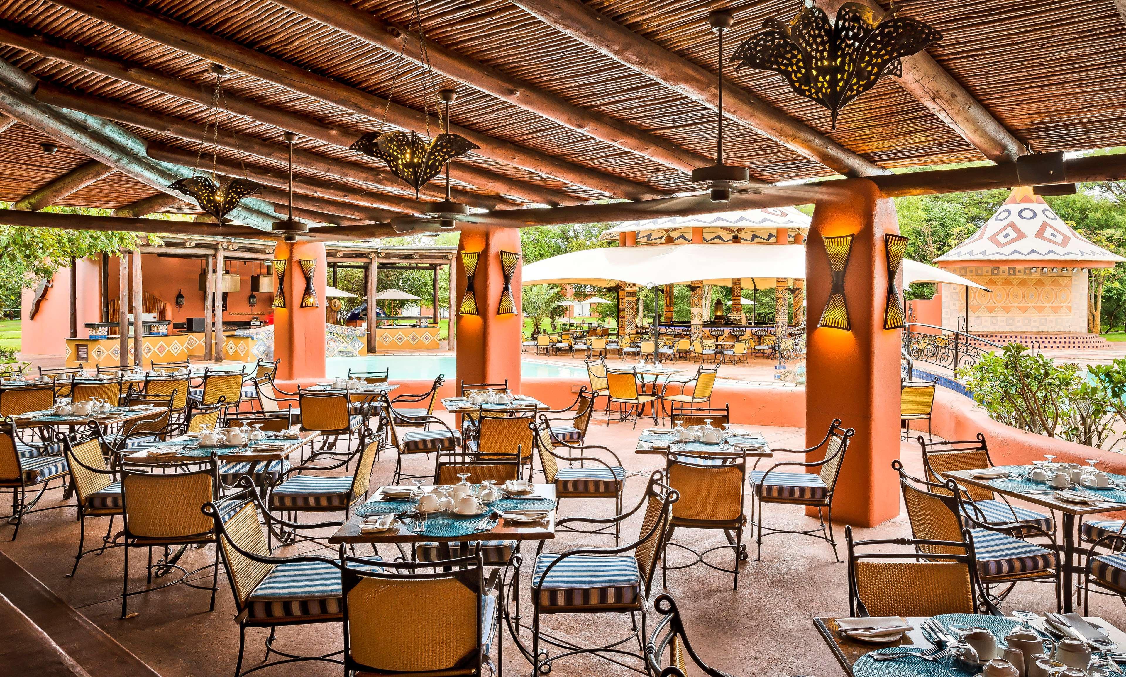 Avani Victoria Falls Resort Livingstone Buitenkant foto