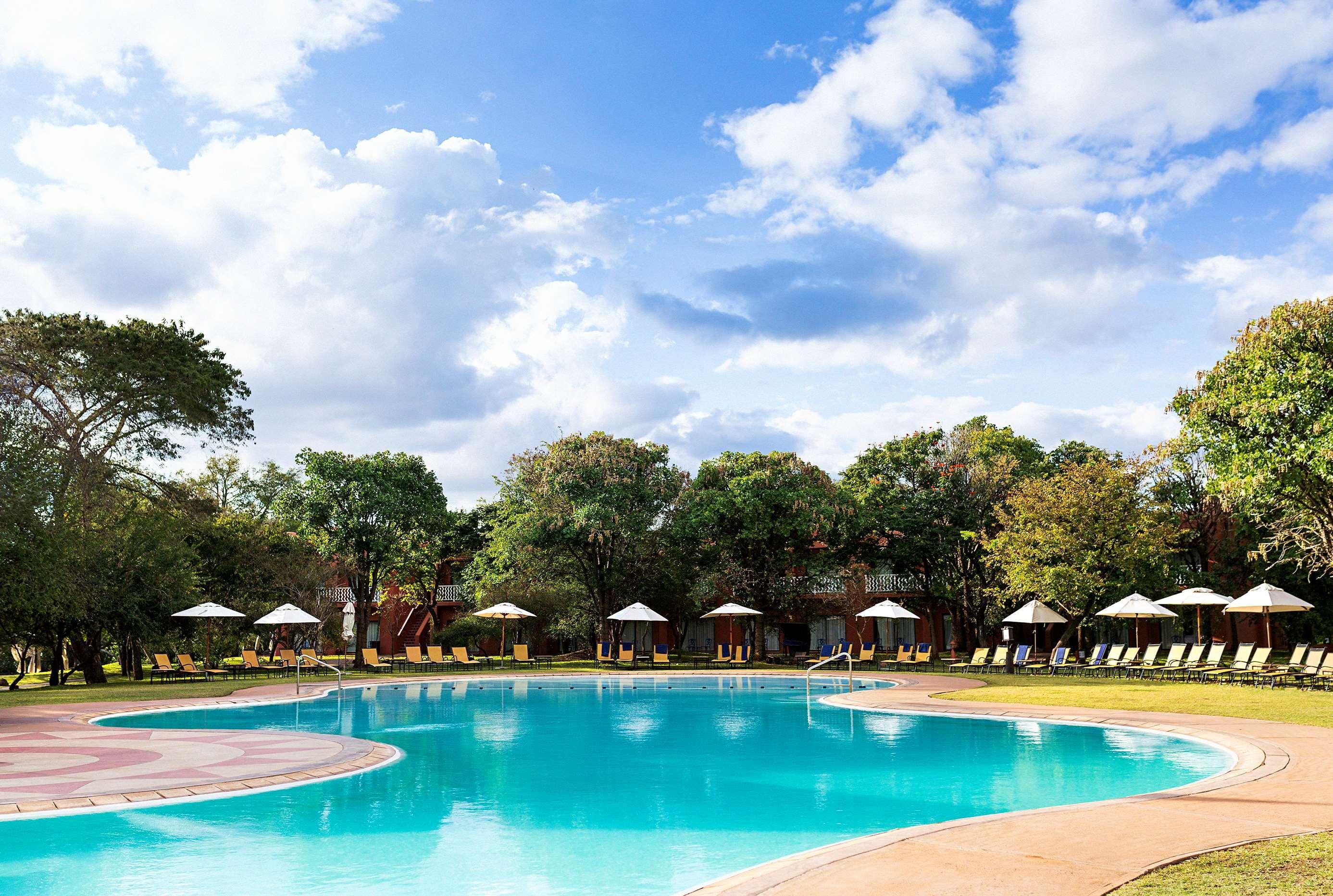 Avani Victoria Falls Resort Livingstone Buitenkant foto